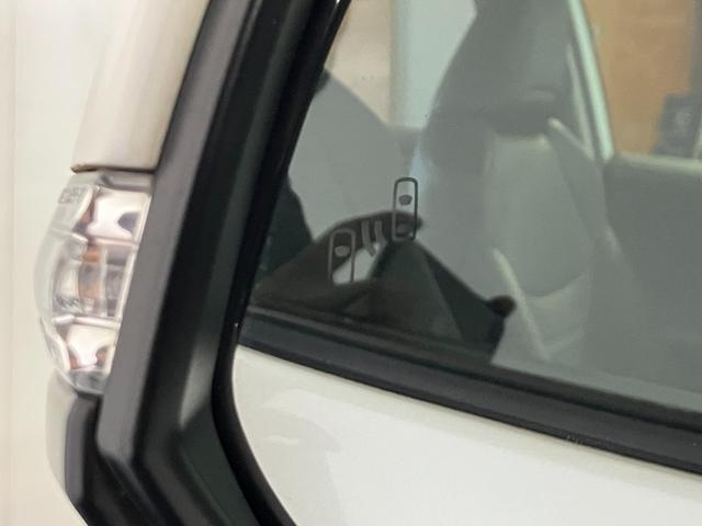 ＲＡＶ４ Ｇ　４ＷＤ　夏冬タイヤ　ＥＴＣ　前後ドライブレコーダー　全方位カメラ　純正ディスプレイオーディオ　フルセグＴＶ　Ｂｌｕｅｔｏｏｔｈ接続　シートエアコン　シートヒーター　ブラインドスポットモニター（13枚目）