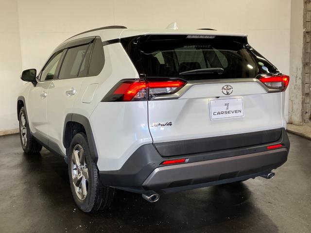 ＲＡＶ４ Ｇ　４ＷＤ　夏冬タイヤ　ＥＴＣ　前後ドライブレコーダー　全方位カメラ　純正ディスプレイオーディオ　フルセグＴＶ　Ｂｌｕｅｔｏｏｔｈ接続　シートエアコン　シートヒーター　ブラインドスポットモニター（20枚目）