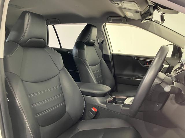 ＲＡＶ４ Ｇ　４ＷＤ　夏冬タイヤ　ＥＴＣ　前後ドライブレコーダー　全方位カメラ　純正ディスプレイオーディオ　フルセグＴＶ　Ｂｌｕｅｔｏｏｔｈ接続　シートエアコン　シートヒーター　ブラインドスポットモニター（43枚目）