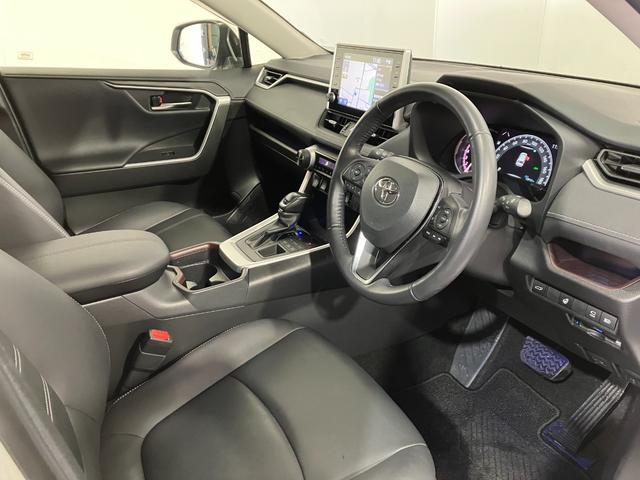 ＲＡＶ４ Ｇ　４ＷＤ　夏冬タイヤ　ＥＴＣ　前後ドライブレコーダー　全方位カメラ　純正ディスプレイオーディオ　フルセグＴＶ　Ｂｌｕｅｔｏｏｔｈ接続　シートエアコン　シートヒーター　ブラインドスポットモニター（44枚目）