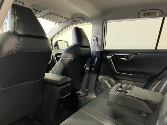 ＲＡＶ４ Ｇ　４ＷＤ　夏冬タイヤ　ＥＴＣ　前後ドライブレコーダー　全方位カメラ　純正ディスプレイオーディオ　フルセグＴＶ　Ｂｌｕｅｔｏｏｔｈ接続　シートエアコン　シートヒーター　ブラインドスポットモニター（45枚目）