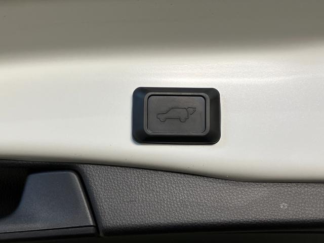 ＲＡＶ４ Ｇ　４ＷＤ　夏冬タイヤ　ＥＴＣ　前後ドライブレコーダー　全方位カメラ　純正ディスプレイオーディオ　フルセグＴＶ　Ｂｌｕｅｔｏｏｔｈ接続　シートエアコン　シートヒーター　ブラインドスポットモニター（58枚目）