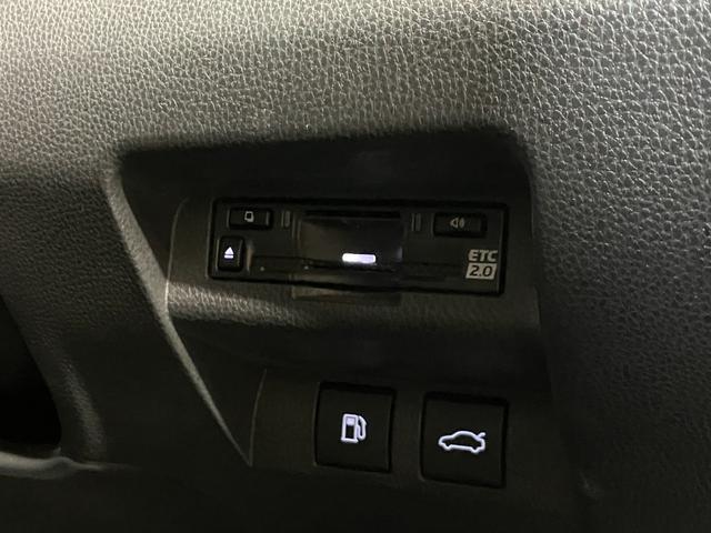 クラウンクロスオーバー ＲＳアドバンスド　４ＷＤ　モデリスタエアロパーツ　モデリスタアルミホイール　リヤサポートパッケージ　ローダウン　ＥＴＣ２．０　全方位カメラ　純正ディスプレイオーディオ　本革シート　パノラマルーフ（2枚目）