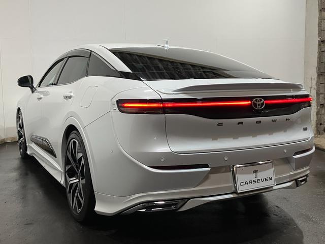 クラウンクロスオーバー ＲＳアドバンスド　４ＷＤ　モデリスタエアロパーツ　モデリスタアルミホイール　リヤサポートパッケージ　ローダウン　ＥＴＣ２．０　全方位カメラ　純正ディスプレイオーディオ　本革シート　パノラマルーフ（16枚目）