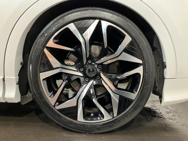 クラウンクロスオーバー ＲＳアドバンスド　４ＷＤ　モデリスタエアロパーツ　モデリスタアルミホイール　リヤサポートパッケージ　ローダウン　ＥＴＣ２．０　全方位カメラ　純正ディスプレイオーディオ　本革シート　パノラマルーフ（20枚目）