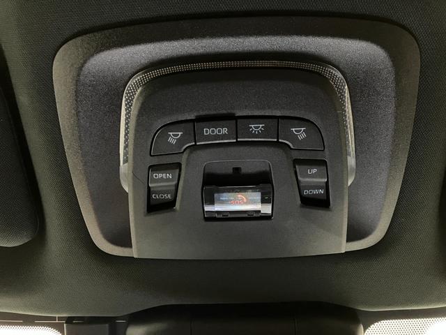 クラウンクロスオーバー ＲＳアドバンスド　４ＷＤ　モデリスタエアロパーツ　モデリスタアルミホイール　リヤサポートパッケージ　ローダウン　ＥＴＣ２．０　全方位カメラ　純正ディスプレイオーディオ　本革シート　パノラマルーフ（35枚目）