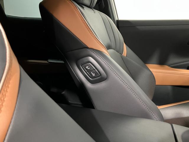 クラウンクロスオーバー ＲＳアドバンスド　４ＷＤ　モデリスタエアロパーツ　モデリスタアルミホイール　リヤサポートパッケージ　ローダウン　ＥＴＣ２．０　全方位カメラ　純正ディスプレイオーディオ　本革シート　パノラマルーフ（43枚目）