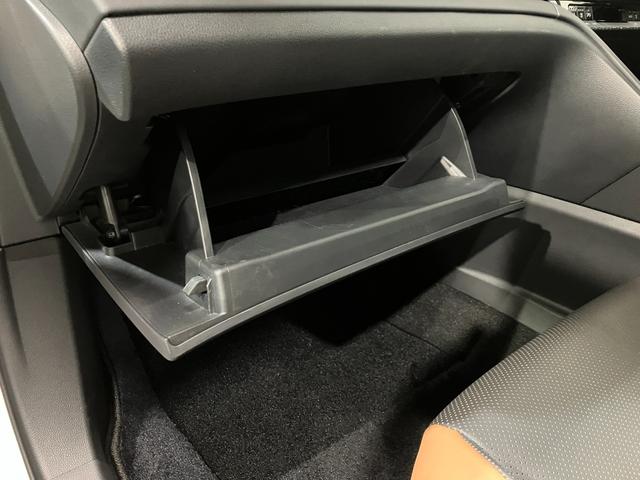 クラウンクロスオーバー ＲＳアドバンスド　４ＷＤ　モデリスタエアロパーツ　モデリスタアルミホイール　リヤサポートパッケージ　ローダウン　ＥＴＣ２．０　全方位カメラ　純正ディスプレイオーディオ　本革シート　パノラマルーフ（55枚目）