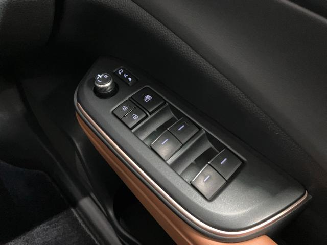 クラウンクロスオーバー ＲＳアドバンスド　４ＷＤ　モデリスタエアロパーツ　モデリスタアルミホイール　リヤサポートパッケージ　ローダウン　ＥＴＣ２．０　全方位カメラ　純正ディスプレイオーディオ　本革シート　パノラマルーフ（56枚目）