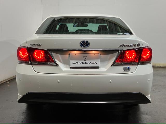 クラウンハイブリッド アスリートＳ　Ｆｏｕｒ　４ＷＤ　夏冬タイヤ　ＥＴＣ　前方ドラレコ　バックカメラ　純正ナビ　フルセグＴＶ　純正エンジンスターター　シートヒーター　クルーズコントロール　電動シート　夏タイヤ純正ホイール（18枚目）