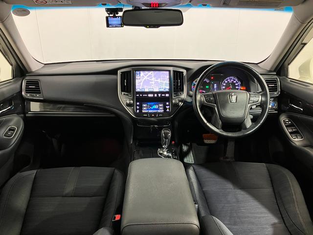 クラウンハイブリッド アスリートＳ　Ｆｏｕｒ　４ＷＤ　夏冬タイヤ　ＥＴＣ　前方ドラレコ　バックカメラ　純正ナビ　フルセグＴＶ　純正エンジンスターター　シートヒーター　クルーズコントロール　電動シート　夏タイヤ純正ホイール（26枚目）