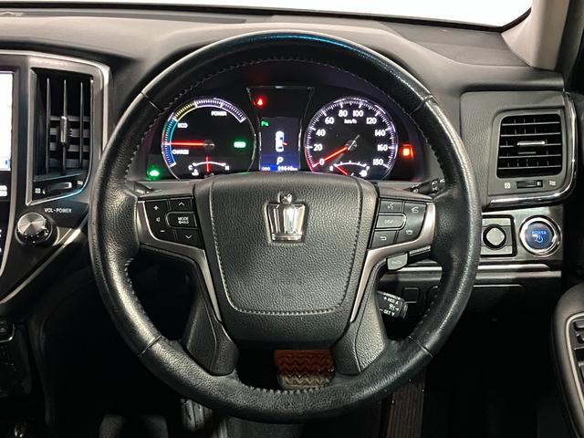 クラウンハイブリッド アスリートＳ　Ｆｏｕｒ　４ＷＤ　夏冬タイヤ　ＥＴＣ　前方ドラレコ　バックカメラ　純正ナビ　フルセグＴＶ　純正エンジンスターター　シートヒーター　クルーズコントロール　電動シート　夏タイヤ純正ホイール（40枚目）