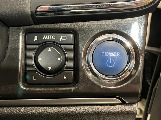 クラウンハイブリッド アスリートＳ　Ｆｏｕｒ　４ＷＤ　夏冬タイヤ　ＥＴＣ　前方ドラレコ　バックカメラ　純正ナビ　フルセグＴＶ　純正エンジンスターター　シートヒーター　クルーズコントロール　電動シート　夏タイヤ純正ホイール（44枚目）