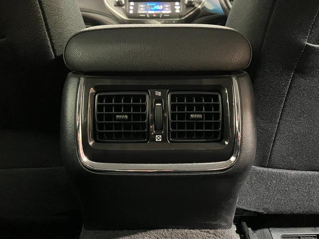 クラウンハイブリッド アスリートＳ　Ｆｏｕｒ　４ＷＤ　夏冬タイヤ　ＥＴＣ　前方ドラレコ　バックカメラ　純正ナビ　フルセグＴＶ　純正エンジンスターター　シートヒーター　クルーズコントロール　電動シート　夏タイヤ純正ホイール（52枚目）