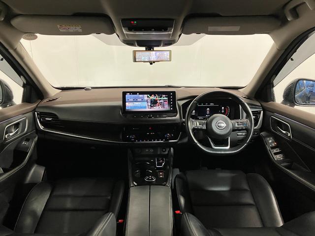 エクストレイル Ｇ　ｅ－４ＯＲＣＥ　４ＷＤ　純正ディスプレイオーディオ　フルセグＴＶ　全方位カメラ　ＥＴＣ２．０　クルーズコントロール　ブラインドスポットモニター　シートヒーター　電動リアゲート　電動シート　インテリジェントルームミラー（21枚目）