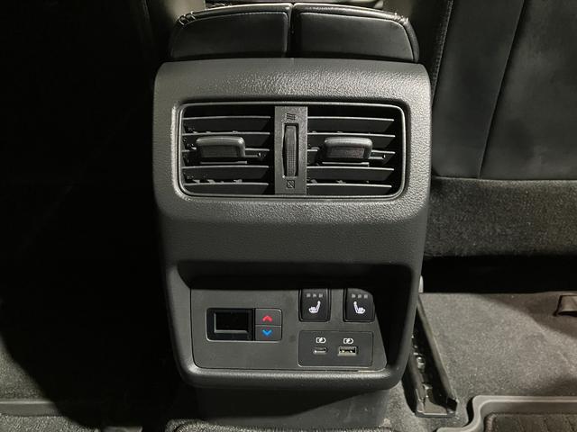 エクストレイル Ｇ　ｅ－４ＯＲＣＥ　４ＷＤ　純正ディスプレイオーディオ　フルセグＴＶ　全方位カメラ　ＥＴＣ２．０　クルーズコントロール　ブラインドスポットモニター　シートヒーター　電動リアゲート　電動シート　インテリジェントルームミラー（49枚目）
