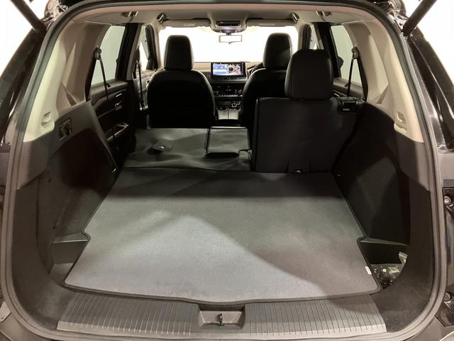 エクストレイル Ｇ　ｅ－４ＯＲＣＥ　４ＷＤ　純正ディスプレイオーディオ　フルセグＴＶ　全方位カメラ　ＥＴＣ２．０　クルーズコントロール　ブラインドスポットモニター　シートヒーター　電動リアゲート　電動シート　インテリジェントルームミラー（57枚目）