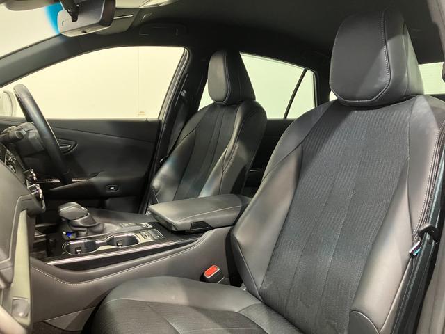 クラウンハイブリッド RS Four 4WD 夏冬タイヤ ETC2.0 ドライブレコーダー前後 バックカメラ 純正ナビ クルーズコントロール ブラインドスポットモニター 純正ホイール シートヒーター 電動シート レーダー探知機(42枚目)