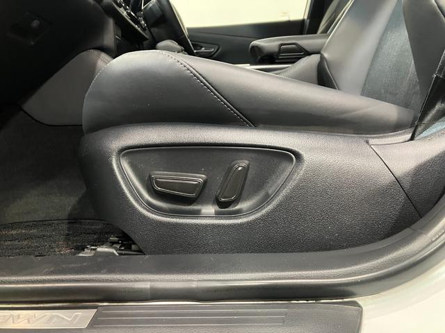 クラウンハイブリッド RS Four 4WD 夏冬タイヤ ETC2.0 ドライブレコーダー前後 バックカメラ 純正ナビ クルーズコントロール ブラインドスポットモニター 純正ホイール シートヒーター 電動シート レーダー探知機(43枚目)