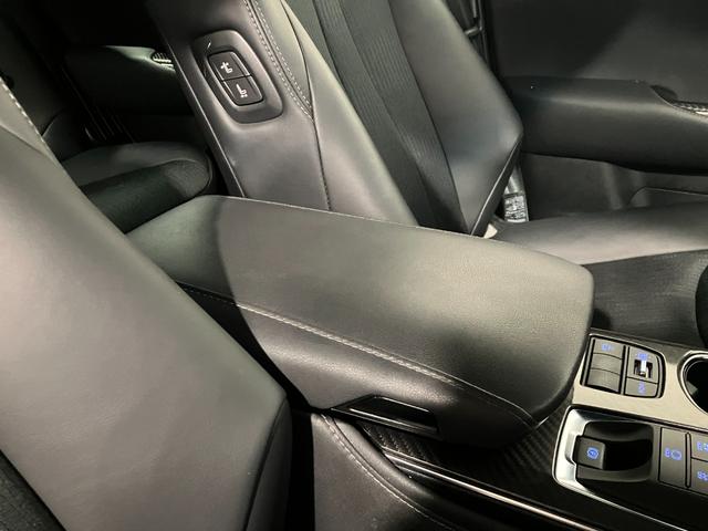 クラウンハイブリッド RS Four 4WD 夏冬タイヤ ETC2.0 ドライブレコーダー前後 バックカメラ 純正ナビ クルーズコントロール ブラインドスポットモニター 純正ホイール シートヒーター 電動シート レーダー探知機(53枚目)