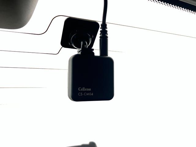 フィット ベーシック 4WD 夏冬タイヤ 前後ドライブレコーダー バッグカメラ 社外ナビ フルセグTV Bluetooth接続 社外アルミホイール 障害物センサー オートライト 横滑り防止装置(4枚目)