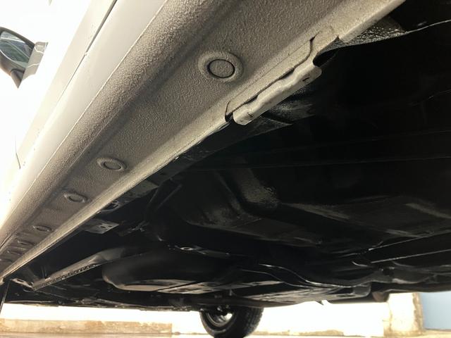 フィット ベーシック 4WD 夏冬タイヤ 前後ドライブレコーダー バッグカメラ 社外ナビ フルセグTV Bluetooth接続 社外アルミホイール 障害物センサー オートライト 横滑り防止装置(9枚目)