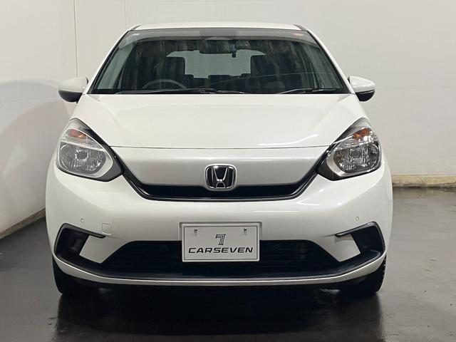 フィット ベーシック 4WD 夏冬タイヤ 前後ドライブレコーダー バッグカメラ 社外ナビ フルセグTV Bluetooth接続 社外アルミホイール 障害物センサー オートライト 横滑り防止装置(11枚目)