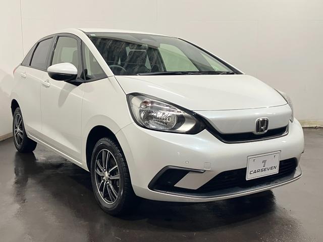 フィット ベーシック 4WD 夏冬タイヤ 前後ドライブレコーダー バッグカメラ 社外ナビ フルセグTV Bluetooth接続 社外アルミホイール 障害物センサー オートライト 横滑り防止装置(12枚目)