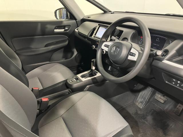 フィット ベーシック 4WD 夏冬タイヤ 前後ドライブレコーダー バッグカメラ 社外ナビ フルセグTV Bluetooth接続 社外アルミホイール 障害物センサー オートライト 横滑り防止装置(43枚目)