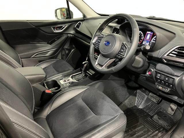 フォレスター スポーツ　４ＷＤ　夏冬タイヤ　ＥＴＣ　ドライブレコーダー前方　バックカメラ　純正ナビ　フルセグＴＶ　クルーズコントロール　ブラインドスポットモニター　シートヒーター　空気清浄機能　ステアリングヒーター（42枚目）