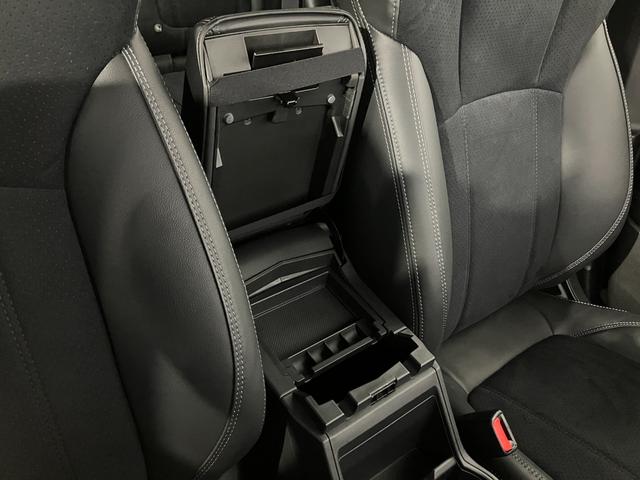 フォレスター スポーツ　４ＷＤ　夏冬タイヤ　ＥＴＣ　ドライブレコーダー前方　バックカメラ　純正ナビ　フルセグＴＶ　クルーズコントロール　ブラインドスポットモニター　シートヒーター　空気清浄機能　ステアリングヒーター（49枚目）