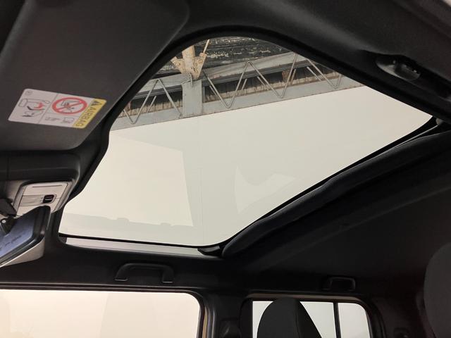 タフト Ｇ　４ＷＤ　ガラスルーフ　ＥＴＣ　ドライブレコーダー前方　バックカメラ　純正ナビ　フルセグＴＶ　シートヒーター　コーナーセンサー　シートアンダートレイ　パワーモードスイッチ　純正エンジンスターター（4枚目）