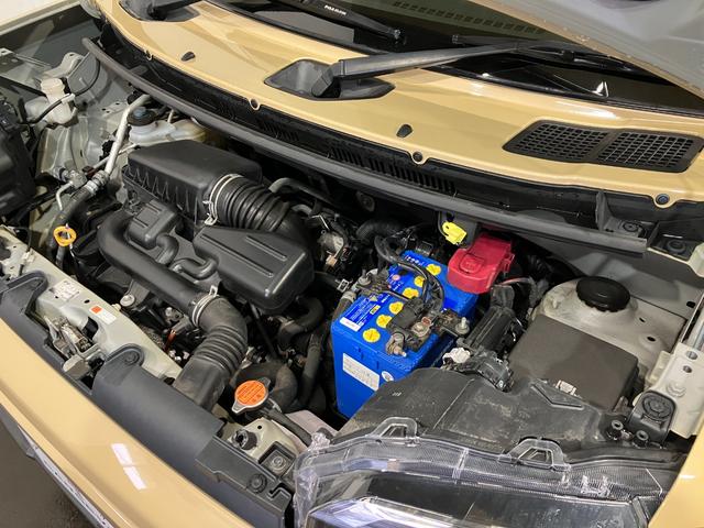 タフト Ｇ　４ＷＤ　ガラスルーフ　ＥＴＣ　ドライブレコーダー前方　バックカメラ　純正ナビ　フルセグＴＶ　シートヒーター　コーナーセンサー　シートアンダートレイ　パワーモードスイッチ　純正エンジンスターター（8枚目）