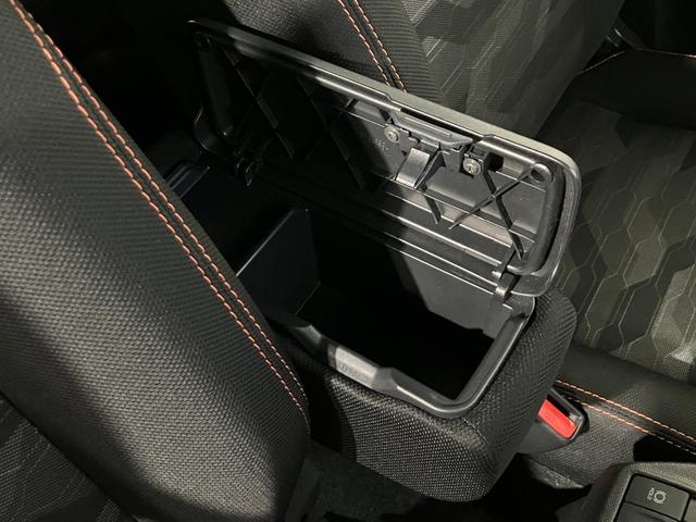 タフト Ｇ　４ＷＤ　ガラスルーフ　ＥＴＣ　ドライブレコーダー前方　バックカメラ　純正ナビ　フルセグＴＶ　シートヒーター　コーナーセンサー　シートアンダートレイ　パワーモードスイッチ　純正エンジンスターター（48枚目）