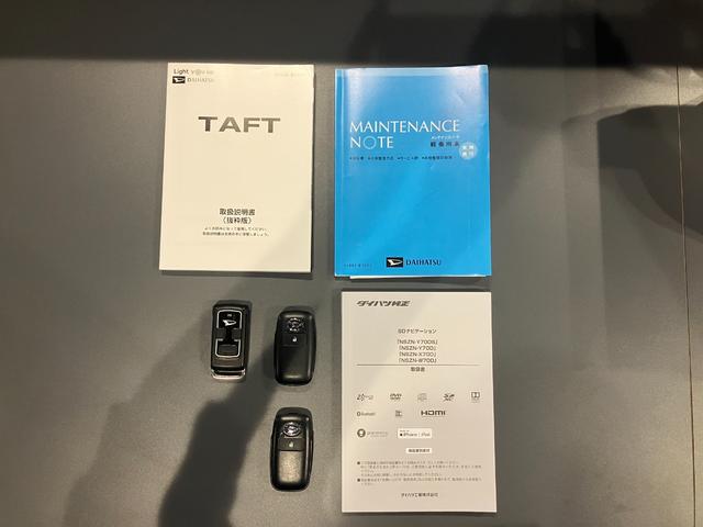 タフト Ｇ　４ＷＤ　ガラスルーフ　ＥＴＣ　ドライブレコーダー前方　バックカメラ　純正ナビ　フルセグＴＶ　シートヒーター　コーナーセンサー　シートアンダートレイ　パワーモードスイッチ　純正エンジンスターター（57枚目）