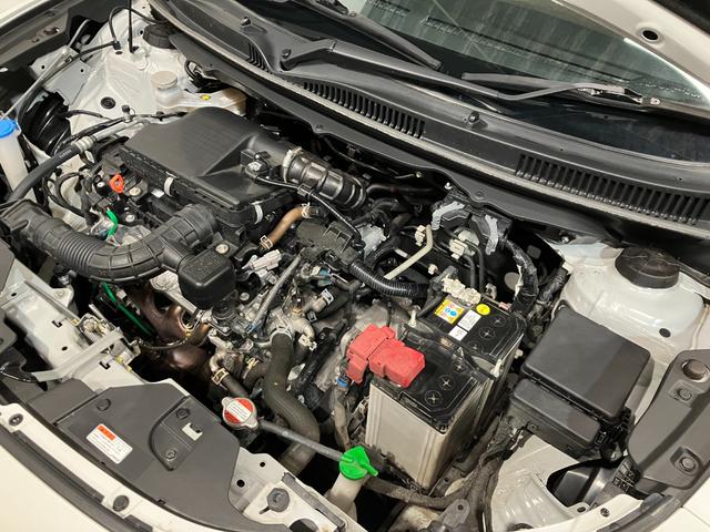 フロンクス ベースグレード　４ＷＤ　夏冬タイヤ　ＥＴＣ　全方位カメラ　純正ディスプレイオーディオ　マルチインフォメーションディスプレー　ミラーヒーター　シートヒーター　純正アルミホイール　ブラインドスポットモニター（9枚目）