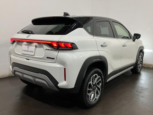 フロンクス ベースグレード　４ＷＤ　夏冬タイヤ　ＥＴＣ　全方位カメラ　純正ディスプレイオーディオ　マルチインフォメーションディスプレー　ミラーヒーター　シートヒーター　純正アルミホイール　ブラインドスポットモニター（15枚目）