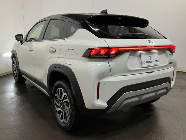 フロンクス ベースグレード　４ＷＤ　夏冬タイヤ　ＥＴＣ　全方位カメラ　純正ディスプレイオーディオ　マルチインフォメーションディスプレー　ミラーヒーター　シートヒーター　純正アルミホイール　ブラインドスポットモニター（17枚目）