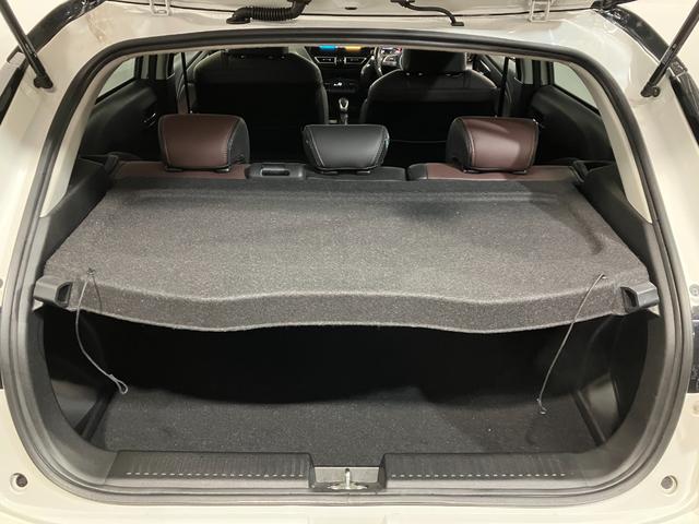 フロンクス ベースグレード　４ＷＤ　夏冬タイヤ　ＥＴＣ　全方位カメラ　純正ディスプレイオーディオ　マルチインフォメーションディスプレー　ミラーヒーター　シートヒーター　純正アルミホイール　ブラインドスポットモニター（50枚目）