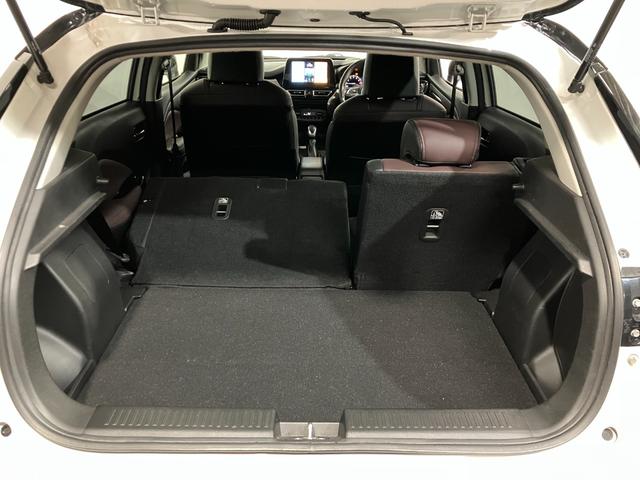 フロンクス ベースグレード　４ＷＤ　夏冬タイヤ　ＥＴＣ　全方位カメラ　純正ディスプレイオーディオ　マルチインフォメーションディスプレー　ミラーヒーター　シートヒーター　純正アルミホイール　ブラインドスポットモニター（52枚目）