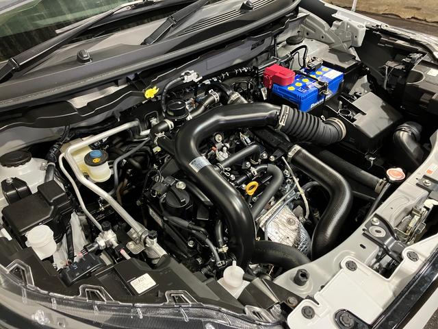 ライズ Ｚ　４ＷＤ　夏冬タイヤ　ＥＴＣ　ブラインドスポットモニター　バックカメラ　純正ディスプレイオーディオ　フルセグＴＶ　ＨＤＭＩ接続　シートヒーター　クルーズコントロール　コーナーセンサー（6枚目）