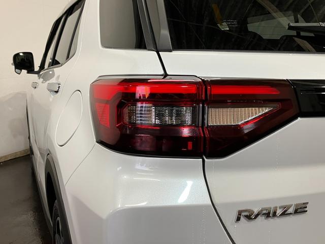 ライズ Ｚ　４ＷＤ　夏冬タイヤ　ＥＴＣ　ブラインドスポットモニター　バックカメラ　純正ディスプレイオーディオ　フルセグＴＶ　ＨＤＭＩ接続　シートヒーター　クルーズコントロール　コーナーセンサー（18枚目）