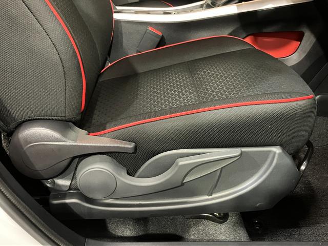 ライズ Ｚ　４ＷＤ　夏冬タイヤ　ＥＴＣ　ブラインドスポットモニター　バックカメラ　純正ディスプレイオーディオ　フルセグＴＶ　ＨＤＭＩ接続　シートヒーター　クルーズコントロール　コーナーセンサー（46枚目）