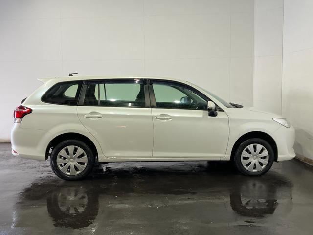 カローラフィールダー １．５Ｘ　４ＷＤ　ＥＴＣ　バックカメラ　社外ナビ　Ｗエアバック　衝突軽減ブレーキ　寒冷地仕様　横滑り防止装置　キーレスエントリー　オートマチックハイビーム　ミュージックプレイヤー接続可能（11枚目）