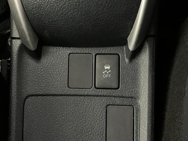 カローラフィールダー １．５Ｘ　４ＷＤ　ＥＴＣ　バックカメラ　社外ナビ　Ｗエアバック　衝突軽減ブレーキ　寒冷地仕様　横滑り防止装置　キーレスエントリー　オートマチックハイビーム　ミュージックプレイヤー接続可能（32枚目）