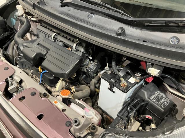 ムーヴ Ｌ　４ＷＤ　アイドリングストップ　Ｗエアバック　純正ＣＤプレーヤー　寒冷地仕様　ＡＢＳ　キーレスエントリー　ベンチシート　パワーウィンドウ　パワーステアリング　マニュアルエアコン（4枚目）