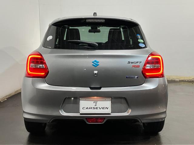 スイフト ハイブリッドＲＳ　４ＷＤ　ＥＴＣ　全方位カメラ　純正ナビ　クルーズコントロール　パドルシフト　ヒーテッドドアミラー　左右フロントシートヒーター　衝突軽減ブレーキ　ブルーエンブレム　横滑り防止機能　純正ホイール（14枚目）