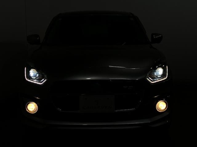 スイフト ハイブリッドＲＳ　４ＷＤ　ＥＴＣ　全方位カメラ　純正ナビ　クルーズコントロール　パドルシフト　ヒーテッドドアミラー　左右フロントシートヒーター　衝突軽減ブレーキ　ブルーエンブレム　横滑り防止機能　純正ホイール（18枚目）