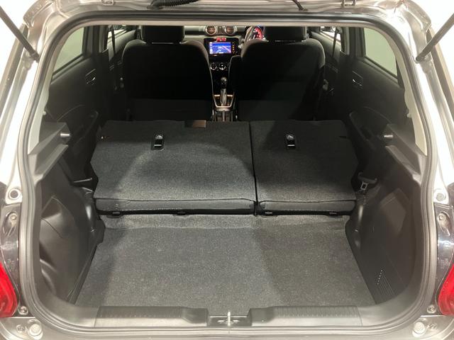 スイフト ハイブリッドＲＳ　４ＷＤ　ＥＴＣ　全方位カメラ　純正ナビ　クルーズコントロール　パドルシフト　ヒーテッドドアミラー　左右フロントシートヒーター　衝突軽減ブレーキ　ブルーエンブレム　横滑り防止機能　純正ホイール（50枚目）