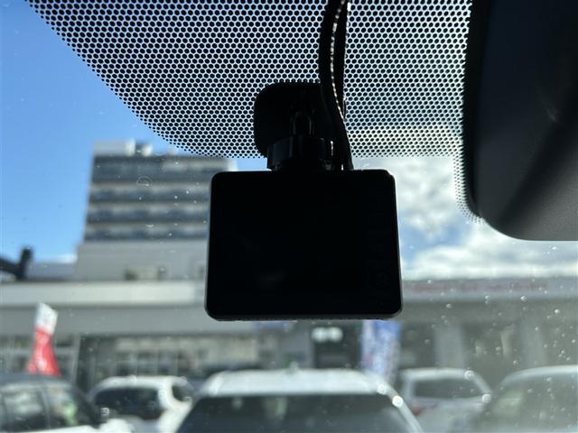 アルファード ２．５Ｓ　タイプゴールドＩＩ　４ＷＤ　ＤＶＤ再生　ミュージックプレイヤー接続可　後席モニター　バックカメラ　衝突被害軽減システム　ＥＴＣ　ドラレコ　両側電動スライド　ＬＥＤヘッドランプ　乗車定員７人　アイドリングストップ（25枚目）